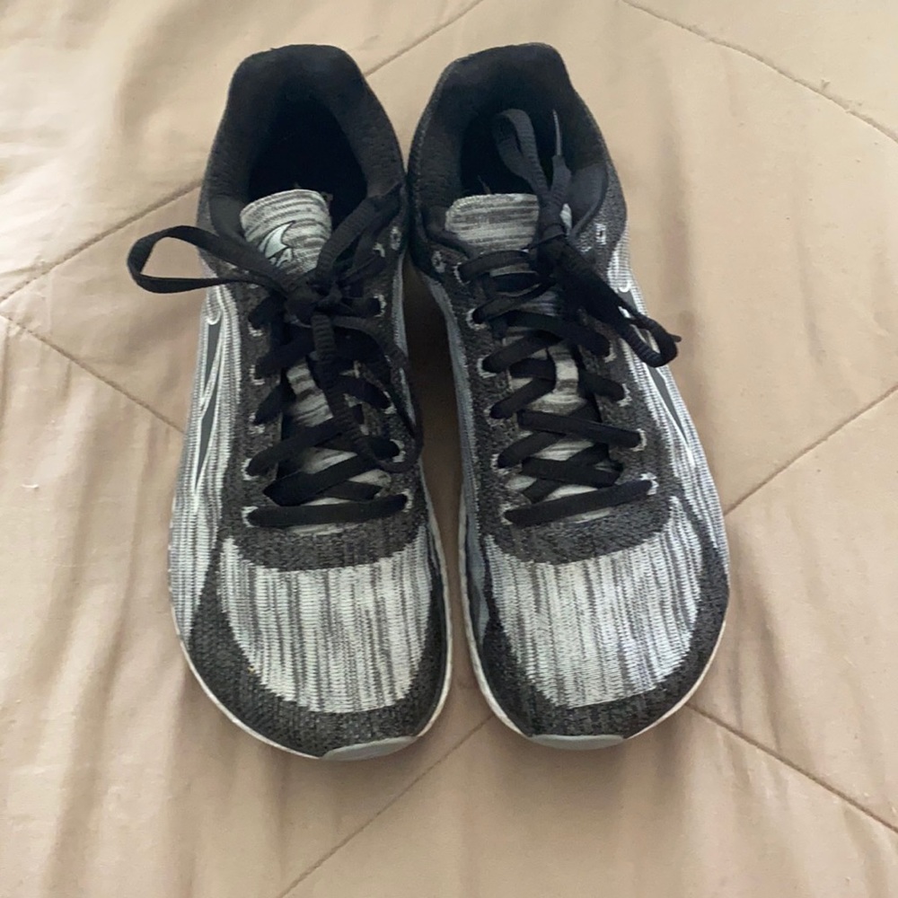 Running shoes